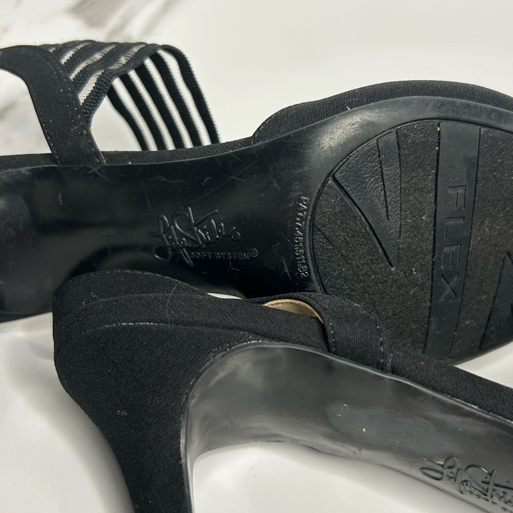 Life Stride Black Heels with White Striped Straps Size 8 - Picture 7 of 8